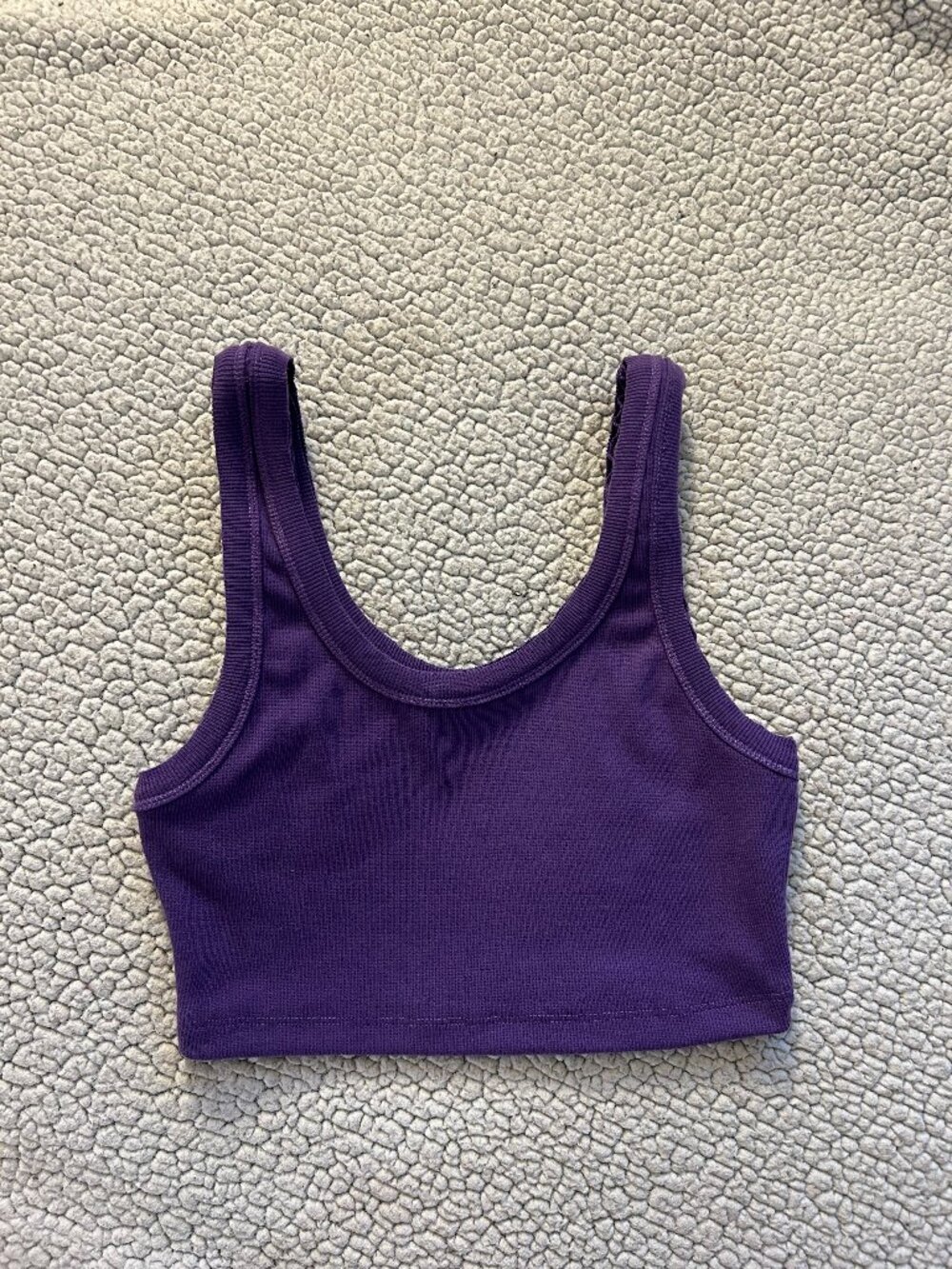 Signature 8 -- purple crop top, Womens S, thick material